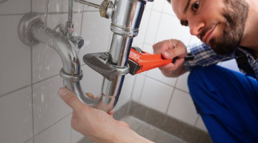 Expert burst pipe repair services in Creston, WA